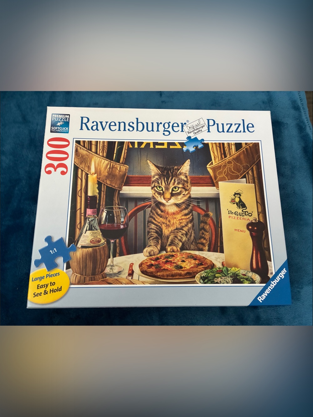 Ravensburger Tabby Cat at Pizzeria Puzzle 300 piece